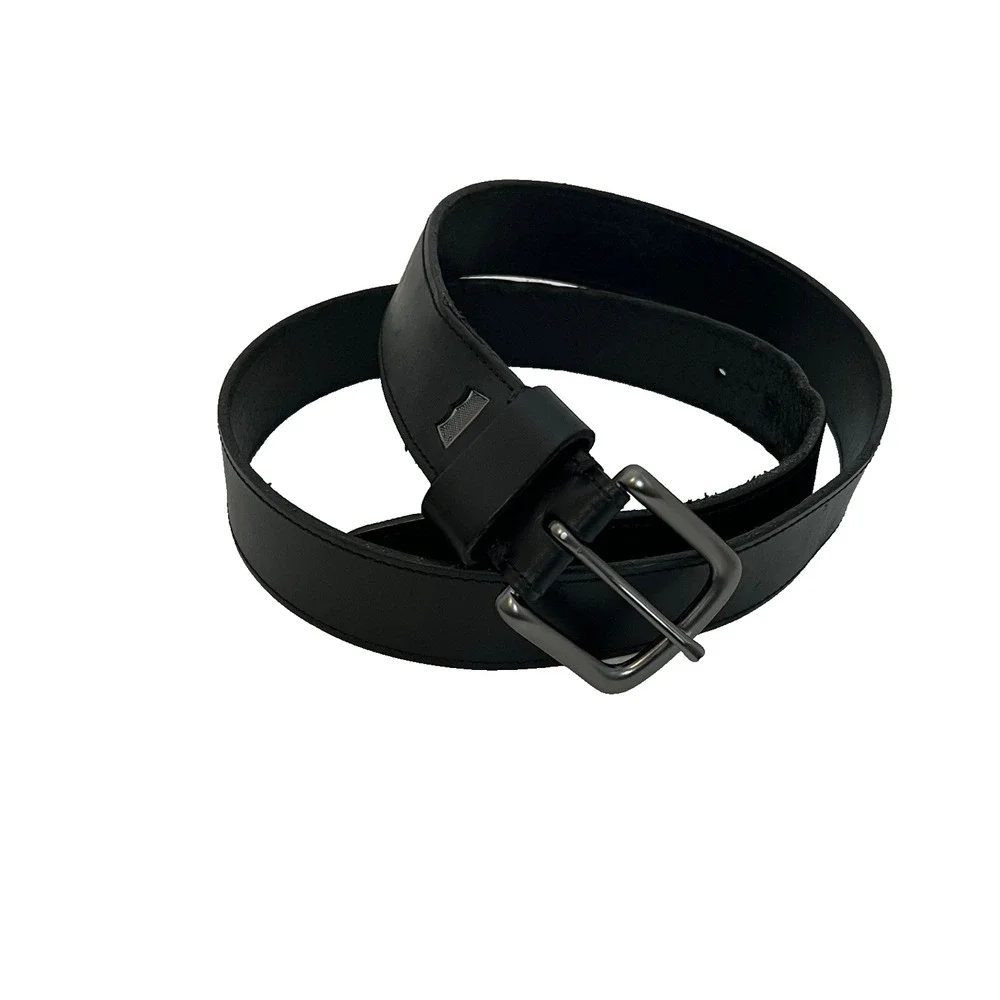 Levi’s Mens Black Leather Belt Large (38–40) Genuine Leather Gunmetal Buckle